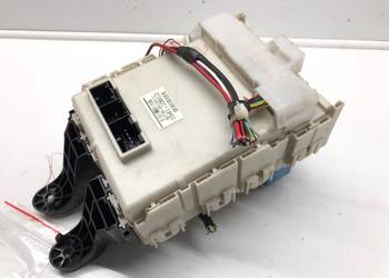 SKRZYNKA BEZPIECZNIKÓW TOYOTA AVENSIS T27 82730-05140-C Kombi 09-18 2.