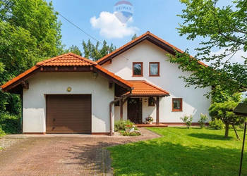 Przestronny dom z kominkiem i sauną BB