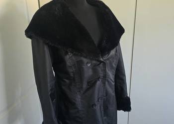 Czarny płaszczyk Czarny płaszczyk