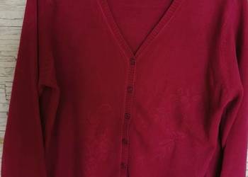 Sweterek rozpinany -wycięcie w serek