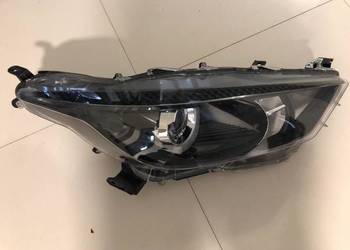 Toyota Yaris IV 2021 lampa prawa soczewka  K0-6EU