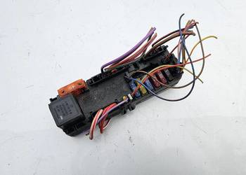 Skrzynka bezpieczników mercedes w202 0005400072
