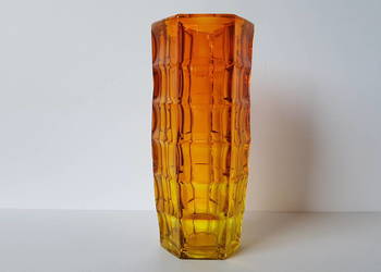 Wazon heksagonalny, Kupczyk, Ząbkowice, kolorowe szkło PRL Wazon heksagonalny, Kupczyk, Ząbkowice, kolorowe szkło PRL