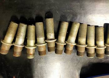 Śruba koła dwustronna M18x1,5/M20x1,5x74 przyczepa Autosan Sanok D35/D47