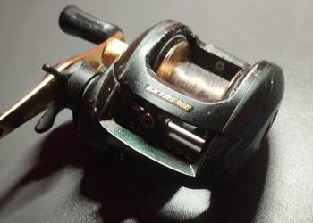 Kołowrotek multiplikator Bass Pro Shops Extreme