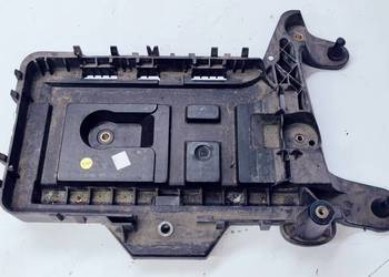 PODSTAWA AKUMULATORA AUDI A3 Q3 1K0915333H