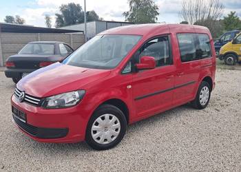 Vw Caddy 7 osób rok 2012 silnik 1.6TDI Klimatyzacja parktronic opłacony