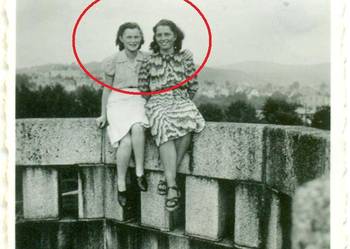Stara fotografia kobiety 1942 rok opis