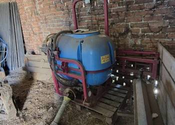 Opryskiwacz 300l.