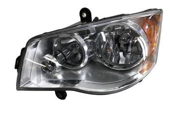 Chrysler Town & Country 01.2008-11.2011 Reflektor / Lampa przednia lewa