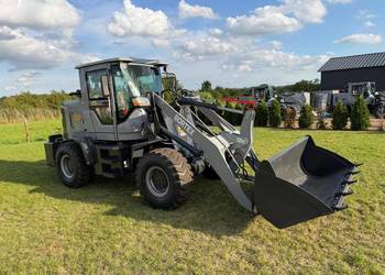 Nowa Bortex K5 – Ładowarka 4x4, 1200 kg Udźwigu, Wysokość Podnoszenia 3,6 m