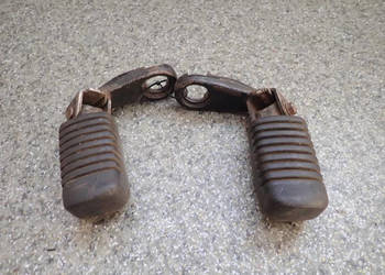 DWA PODNÓŻKI KIEROWCY KAWASAKI KLR 250