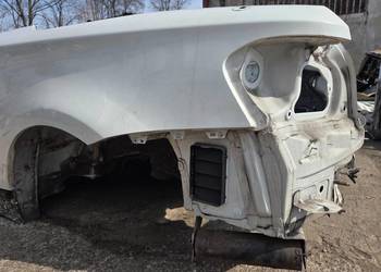 ĆWIARTKA LEWA TYLNA BMW E88 300