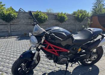 Ducati Monster 796