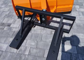 Pług do śniegu na wózek widłowy 2,5 m z gumą, mechaniczny
