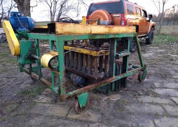 Maszyna do produkcji bloczków betonowych i pustaków stropowych