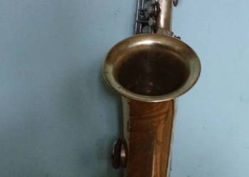 Saksofon tenorowy z lat 30 tych