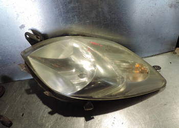 TOYOTA YARIS II 08 LAMPA REFLEKTOR LEWY PRZÓD