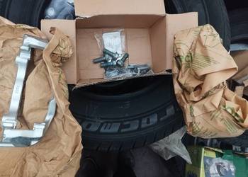 ZACISK HAMULCA LEWY PRZÓD MERCEDES VITO W447 A0004207515