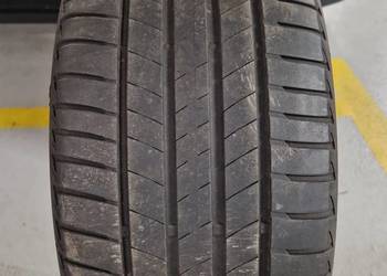 Opona Brigestone 245/40 R19 94W