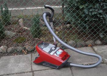 Miele Blizzard CX1 Cat&Dog odkurzacz Bezworkowy