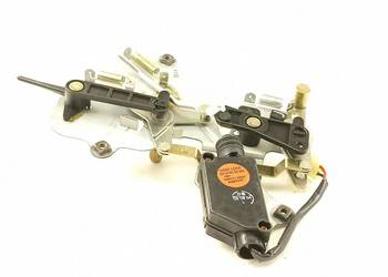 CENTRALNY ZAMEK DRZWI LEWY TYŁ KIA CARNIVAL 99-06 CENTRALNY ZAMEK DRZWI LEWY TYŁ KIA CARNIVAL 99-06