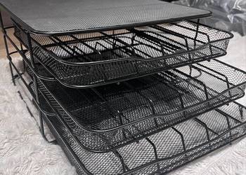 Czarny duży organizer na biurko