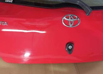 Klapa bagażnika Toyota Yaris 2