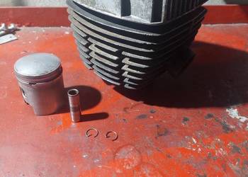 cylinder żeliwny z głowicą wsk 125