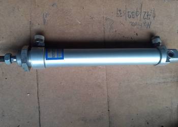 Siłownik pneumatyczny D20x125