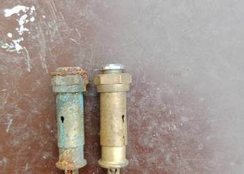 Stare mosiężne kontrolki