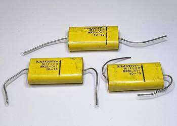 Kondensator 3,3uF 250V MKSE-011 Unitra MIFLEX