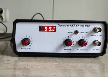 Generator UKF 64Mhz-108Mhz z dodatkowym generatorem 10,7MHz