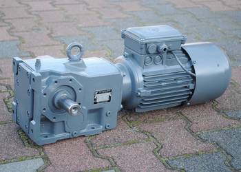 Motoreduktor kątowy 2.2kw. 92obr./min. Hamulec NORD SK9012XZ-90L/40BRE20EF