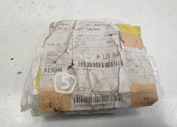 BMW E31 840 850 i ODBOJNIK LAMPY 8123846