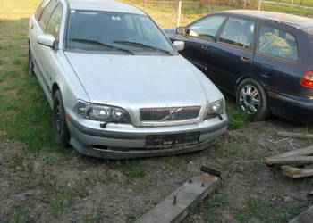 Szyba przednia przód Volvo s40 v40 96-04 z odpryskami