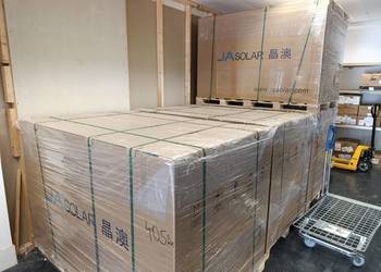 Nowe panele fotowoltaiczne 405W Ja Solar