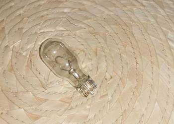 Żarówka bańka W16W 12V 18W Żarówka bańka W16W 12V 18W
