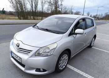 Toyota Verso 2.0 126KM 2009r długie opłaty