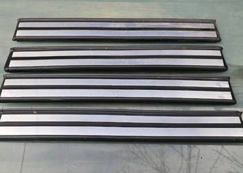 Nakładka progowa tył mercedes w210 2106800535