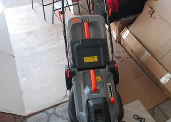 Nowa kosiarka elektryczna z koszem