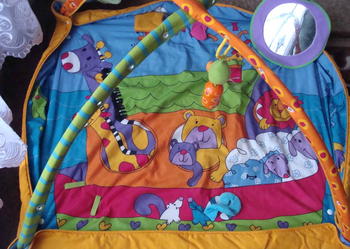 mata edukacyjna Plac zabaw Kick & Play, Tiny Love
