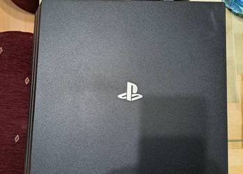Konsola Playstation 4 Pro 1 TB + Pad oraz Okablowanie + 7 Gierek !