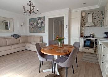 Wyjątkowe dwupoziomowe mieszkanie 3 pokoje i garderoba, 80 m² klimatyzacja
