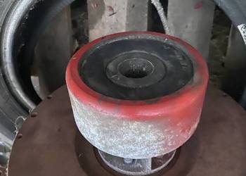 Sprzęgło gumowo-metalowe Volvo Penta 3858437 OMC Cobra 984290