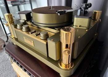 Thorens Reference Turntable with EMT Tonarm and Cartridge