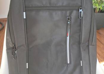 nowy plecak w środku 2 przegrody, brak metki