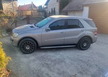 Mercedes ML W164 AMG pakiet.  270 km