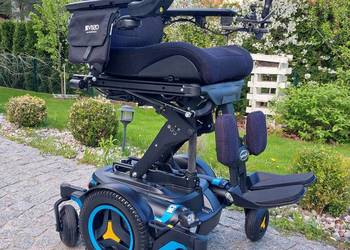 wózek inwalidzki elektryczny Permobil M3 jedynie 15km przebiegu winda