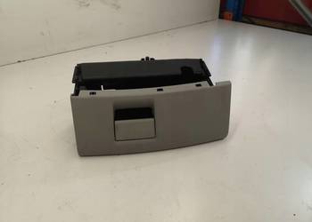 SCHOWEK FOTELA PRAWY AUDI A3 8V 8V0881578